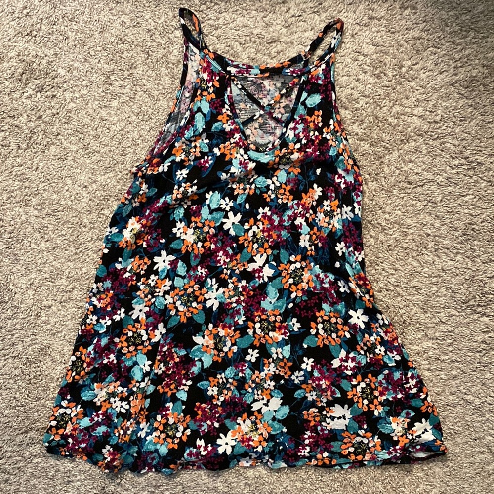 Maurice’s multi color tank